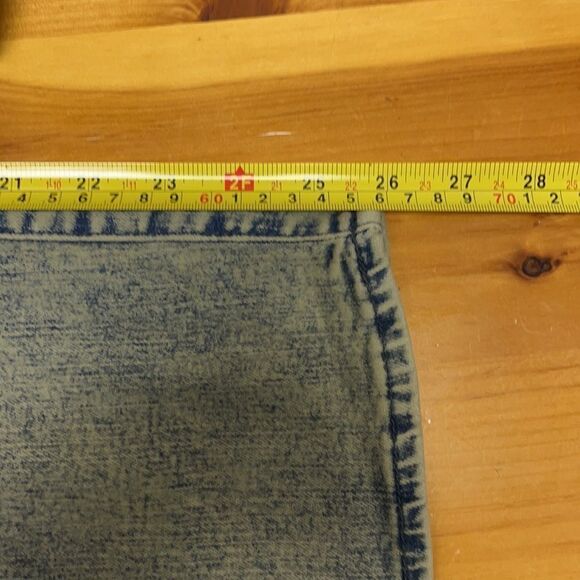 LOGO by Lori Goldstein Boyfriend BLUE Jeans Yellowed Distressed Size 24WP 24 W P - Picture 3 of 5
